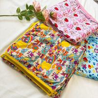 Ensemble cadeau personnalisé de 5 pièces avec imprimé fraise mignon, 400TC, style européen-américain, couvertures en mousseline de bambou pour bébé, portables