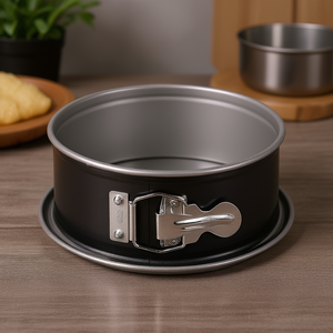 Molde para Pastel Antiadherente Kaiser Springform Pan Mini de 6 Pulgadas - Product Image 3