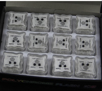 Rifornimenti del partito LED Lampeggiante Ghiaccio Acqua Attivata di Plastica LED Cubetti di Luce Led Illuminato Cubi di Ghiaccio Bar A Buon Mercato Partito Cubetti di Ghiaccio