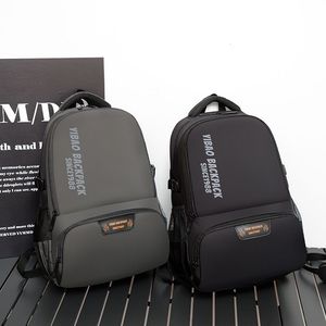 Nueva llegada diseño de moda Mans deporte al aire libre viaje negocios escuela bolsa Casual deportes impermeable portátil mochila - Product Image 1