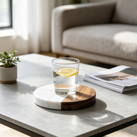 Ensemble de sous-verres ronds en bois blancs modernes et écologiques pour la décoration de la maison et les fêtes en restaurant
