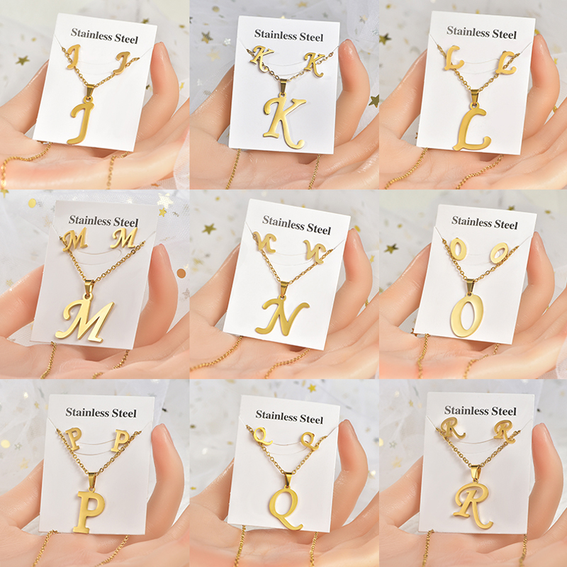 Nuova moda oro acciaio inossidabile A-Z 26 lettera collana pendente con orecchino alfabeto Set di gioielli per le donne