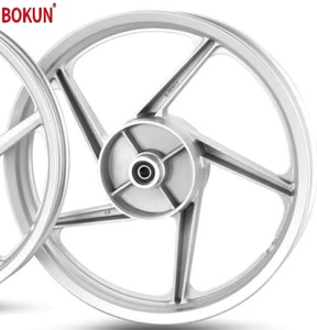 <span class=keywords><strong>ล้อ</strong></span>แม็กซ์อะลูมิเนียมฟอร์จสีขาว BM150 Eries ขนาด <span class=keywords><strong>17</strong></span> นิ้ว แบบห้าก้าน สำหรับรถจักรยานยนต์ พร้อมล้อหน้าและล้อหลัง - Product Image 2