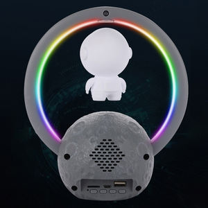 Lámpara de Noche LED RGB con Diseño de Astronauta Levitante Magnético, Lámpara de Ambiente con Reproductor de Música y Altavoz, Lámpara de Mesa para Dormitorio - Product Image 5