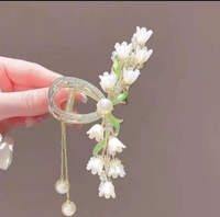 Jepit Rambut Model Vintage 2023, Desain Bunga Lily Valley, Kupu-kupu, Rumbai, Mutiara, Berlian, dan Biji Gandum, Bahan Zinc Alloy