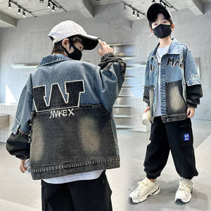 Nouvelle collection Printemps/Automne 2026 : Ensemble en jean brodé pour garçons avec <span class=keywords><strong>veste</strong></span> à motif lettres – Haut polyvalent tendance pour enfants et adolescents - Product Image 3