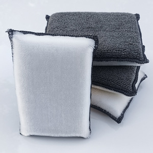 Blocs d'éponges carrées en microfibre 14,5x10,5x3,5 cm gris et blanc, fournitures de nettoyage pour lavage de voiture et detailing automobile - Product Image 4