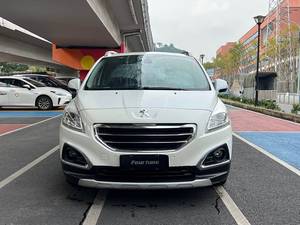 Voitures d'<span class=keywords><strong>occasion</strong></span> <span class=keywords><strong>Peugeot</strong></span> <span class=keywords><strong>3008</strong></span> SUV LHD Automatique Traction avant 1.6T/2.0L Faible kilométrage Sans accident Exportation Vente en gros 2013 <span class=keywords><strong>2014</strong></span> 2015 - Product Image 2