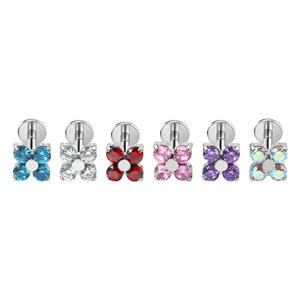 Orecchini a perno da <span class=keywords><strong>donna</strong></span> in titanio F136 con zirconi incastonati a griffe, <span class=keywords><strong>piercing</strong></span> labret per <span class=keywords><strong>trago</strong></span>, gioielli all'ingrosso di ultima generazione - Product Image 5