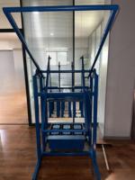 La machine de presse de bloc de béton manuelle pure mobile de Offre Spéciale produit la machine de brique brûlante libre de brique creuse de 400-150-200mm