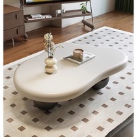 Table basse en forme de nuage : style scandinave, minimaliste et moderne, pour les petits salons, forme unique