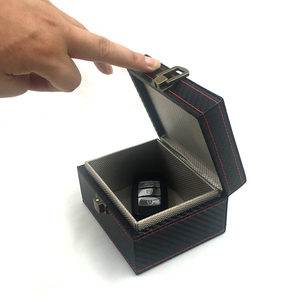 Caja <span class=keywords><strong>de</strong></span> Seguridad Faraday para Llaves <span class=keywords><strong>de</strong></span> Auto, Bloqueador <span class=keywords><strong>de</strong></span> Señal <span class=keywords><strong>de</strong></span> Llaves <span class=keywords><strong>de</strong></span> Auto sin Llave, Bloqueo <span class=keywords><strong>de</strong></span> RF para Llaves Inteligentes, Tarjetas, Hogar, Interior - Product Image 1