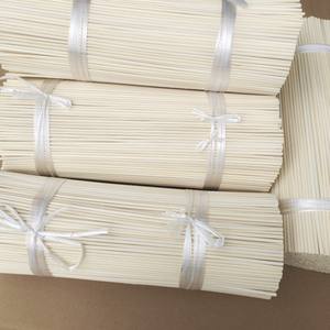 Diffuseur de parfum en rotin naturel en bois, <span class=keywords><strong>accessoire</strong></span> de <span class=keywords><strong>diffusion</strong></span>, <span class=keywords><strong>vente</strong></span> en gros, prix bas, fabrication en <span class=keywords><strong>usine</strong></span> - Product Image 1