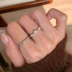 Bague en argent pur S925, diamant carré brossé, style rétro, exquis, niche, luxe léger, pierre taillée - Product Image 5