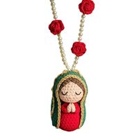 Pendentif de rétroviseur en forme de poupée Madonna tricotée et crochetée à la main en fil de tournesol Maria, modèle RX-WO-030, Printemps 2026