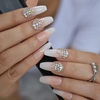 Prix d'usine, vente en gros, faux ongles de luxe en ABS, 24 pièces, faits à la main, forme cercueil longue, à presser, avec strass