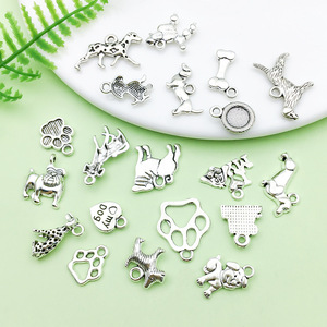 Pendentifs breloques chien en argent antique, accessoires de bijoux DIY, 20 styles, un de chaque pour bracelets et colliers - Product Image 3