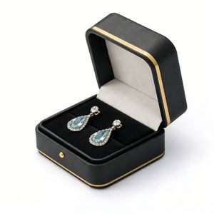 Boîte à boucles d'oreilles de luxe avec couvercle rabattable en cuir PU, insert en microfibre, gaufrage, logo personnalisé, emballage de bijoux OEM - Product Image 4