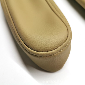 Caja de reposabrazos para asiento delantero Odyssey, cubierta de almacenamiento de cuero artificial para decoración interior del coche - Product Image 1