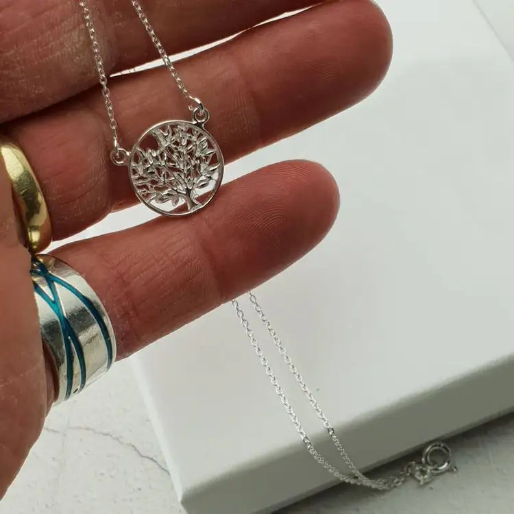 Colar de joias finas de luxo personalizadas banhadas a ouro 18K com estampado de design de prêmio de preço de atacado