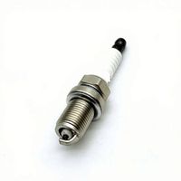 Bougie d'allumage à une seule griffe YW208 pour K7TC, pièces de machines de jardin blanches, tronçonneuse à deux temps, tondeuse à gazon.