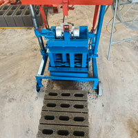 Machine à blocs de béton à commande manuelle pour petits projets d'infrastructure