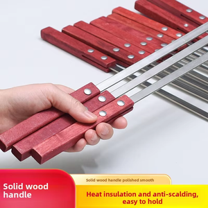 Brochettes de barbecue modernes en acier inoxydable à manche en bois, épaisses et larges, pour grillades en extérieur sur flamme nue, plusieurs tailles, directement de l'usine - Product Image 1