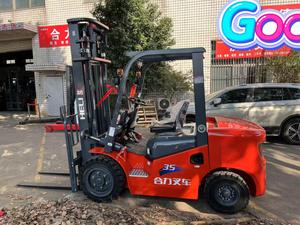 Vente à chaud d'occasion HELI Mini chariot élévateur CPCD35 3.5 tonnes de haute qualité à faibles heures de travail d'occasion en bon état Pompe à noyau Stock - Product Image 4