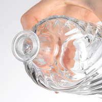 Personnalisé 500ml 700ml 750ml 1000ml Bouteille transparente ronde vide en verre silex liqueur vin whisky vodka tequila avec couvercle en liège