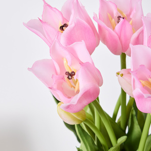 Vendita Diretta dalla Fabbrica: Bouquet di Tulipani Artificiali Realistici, Tulipani Altamente Simulati all'Ingrosso per Rivenditori e Fioristi - Product Image 1