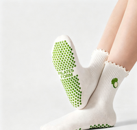 Chaussettes antidérapantes professionnelles en tricot pour yoga et Pilates, avec logo personnalisé brodé, haute qualité, vente en gros 2026