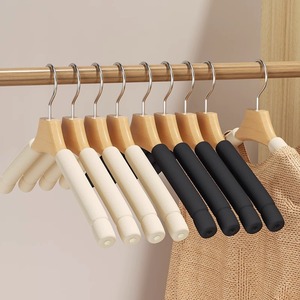 Cintres en bois massif antidérapants et épaissis pour magasins de vêtements et usage domestique - Product Image 1
