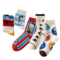 Nouvelles chaussettes en coton peigné, chien de dessin animé, chaussettes mi-mollet pour femmes, chaussettes tendance style scolaire pour femmes, chaussettes tendance