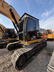 รถขุดไฮดรอลิกมือสอง Caterpillar <span class=keywords><strong>CAT325D</strong></span> ขนาด 25 ตัน ของแท้จากญี่ปุ่น พร้อมมอเตอร์ ปั๊ม และเกียร์ ลดราคาพิเศษ - Product Image 1