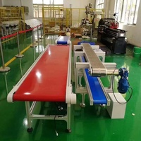 Convoyeur à bande plate modulaire personnalisé pour la ligne d'assemblage automatisée semi-automatique avec vitesse réglable (1-60 m/min)