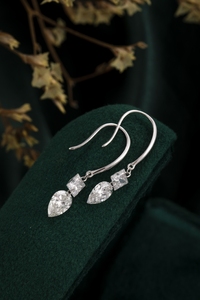 ต่างหูห่วงทองคำ 14K ดีไซน์ทันสมัยจาก Blossom CS Jewelry สำหรับผู้หญิง ประดับเพชรคุณภาพ AAA และมุก ขายส่ง - Product Image 4