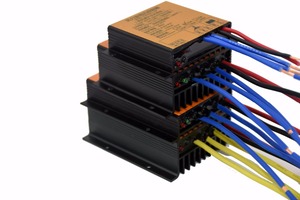 ตัวควบคุมการชาร์จกังหันลม <span class=keywords><strong>Ade</strong></span> in China 12v 24v AUTOMPPT ตัวควบคุมเพิ่มแรงดันไฟฟ้าสำหรับความเร็วลมต่ำ สำหรับไฟถนน - Product Image 2