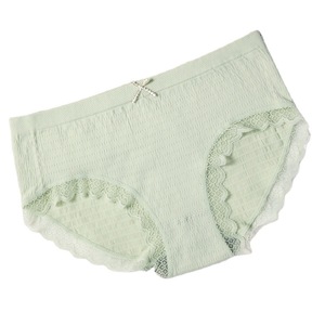 Culottes pour femmes en dentelle, sensation sensuelle et nue, taille mi-haute, confortables - Product Image 1