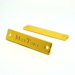 Etiqueta de bolso de Metal de aleación de Zinc con logotipo en relieve 3D personalizado para ropa, zapatos, traje de baño, carteras, monederos, sombreros disponibles, óvalo cuadrado - Product Image 5