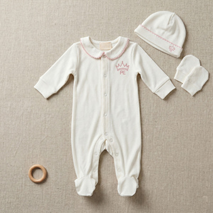 Pigiama Intero Personalizzato in Viscosa di Bambù Organico 40S Bianco per Neonata, Tutina con Piedini per Bambina da <span class=keywords><strong>9</strong></span> a 12 <span class=keywords><strong>Mesi</strong></span>, Set Pigiama Tutina - Product Image 6