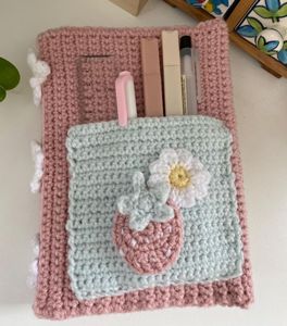 Funda <span class=keywords><strong>de</strong></span> Libro <span class=keywords><strong>de</strong></span> Ganchillo Personalizada en Tamaño y Color, Accesorios <span class=keywords><strong>de</strong></span> Moda Amigurumi, Soporte Hecho a Mano, Regalos, Otros Materiales, Cuatro - Product Image 2
