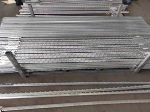 Poste de Acero Galvanizado en Caliente a Bajo Precio para Cercas Metálicas, Altura Personalizada de 5 pies - Product Image 5