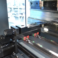 Presse plieuse électrique automatique de haute précision pour tôles d'aluminium, d'acier inoxydable et d'acier au carbone, largeur de travail 2000 mm