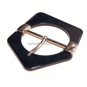 Hebilla de resina Pentágono con hebilla negra hexagonal de metal acrílico Hebilla de vestido para prendas de niñas - Product Image 2