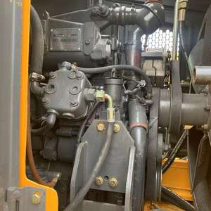 מעמיס גלגלים משומש מדגם 856H 5.5 טון - מנוע קטרפילר, משאבה הידראולית, הספק 175 קילוואט, דגם 2023, תיבת הילוכים למנוע, לעבודות בנייה וכרייה - Product Image 6