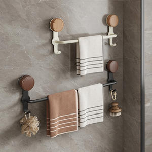 Toallero Metálico Minimalista con Montaje por Succión, Estante Organizador para Baño con Ganchos, Barra de 10m - Product Image 5