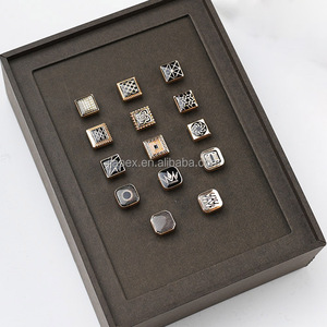 Fabbrica OEM ODM Custom Logo Design in lega di zinco in metallo 4 parte camicia pulsante premere il pulsante Thobe chiusura a bottone per indumento - Product Image 4