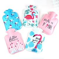 Joli sac à eau chaude rempli d'eau, vente en gros de chauffe-mains en pvc cartoon logo cadeaux d'hiver mini bouteille à eau chaude en pvc pour l'hiver