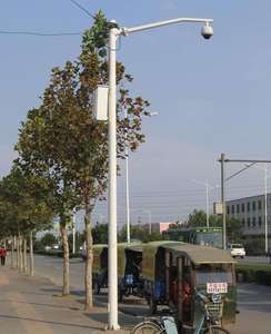 Cột giám sát, Camera hai ống kính, Cánh tay đỡ mở rộng, Camera ngoài trời cộng đồng, Ống mạ kẽm - Product Image 5