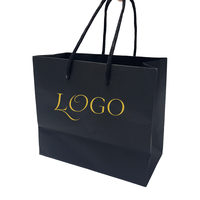 Sacs cadeaux en papier écologique avec logo imprimé personnalisé, vente en gros avec couleurs personnalisées pour les vêtements, les chaussures et l'emballage de cadeaux